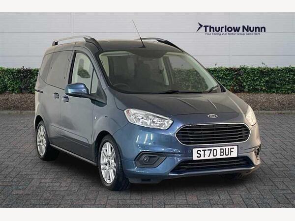 Ford Tourneo Courier 1.5 TDCi Titanium Euro 6 5dr