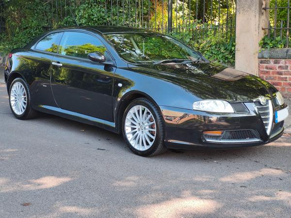 Alfa Romeo GT 2.0 JTS Lusso 2dr