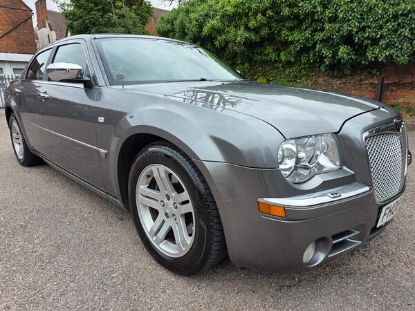Chrysler 300C 3.0 CRD V6 4dr