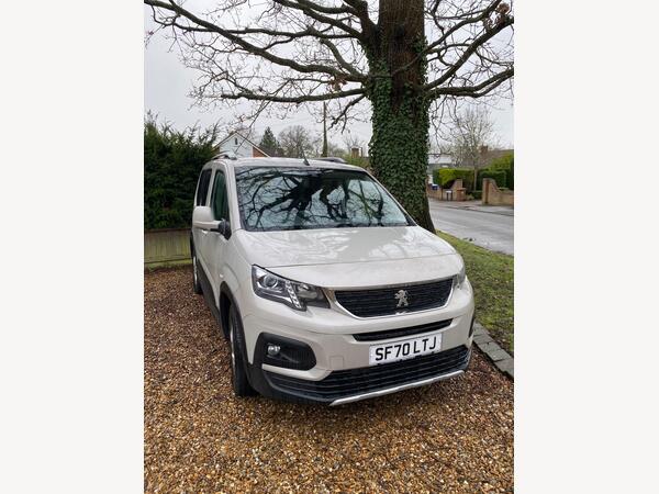 Peugeot Rifter 1.5 BlueHDi Allure MPV 5dr Diesel Manual Euro 6 (s/s) (100 ps) Wheelchair Accessible Vehicle