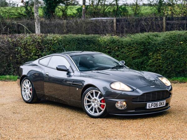 Aston Martin Vanquish 5.9 S 2dr
