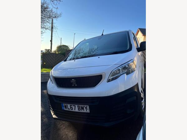 Peugeot Expert 2.0 BlueHDi 1400 Professional Standard Crew Van Double Cab 6dr Diesel Manual MWB Euro 6 (s/s) (6 Seat) (120 ps)