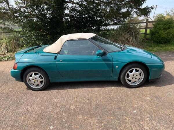 Lotus Elan 1.6 2dr