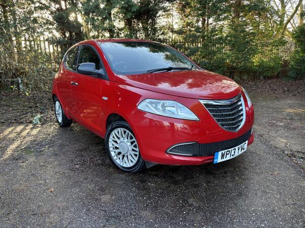 Chrysler Ypsilon 1.2 SE Euro 5 (s/s) 5dr