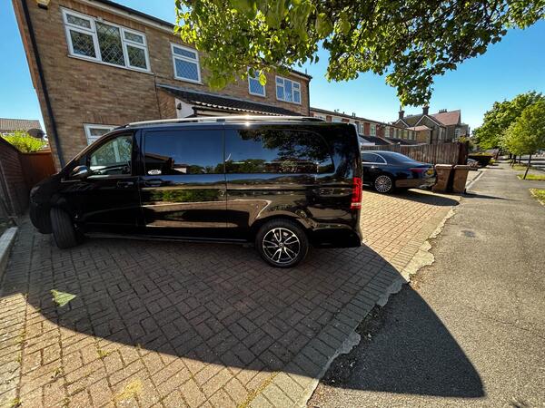 Mercedes-Benz V Class 2.2 V220d BlueTEC SE G-Tronic+ Euro 6 (s/s) 5dr 8 Seat XLWB