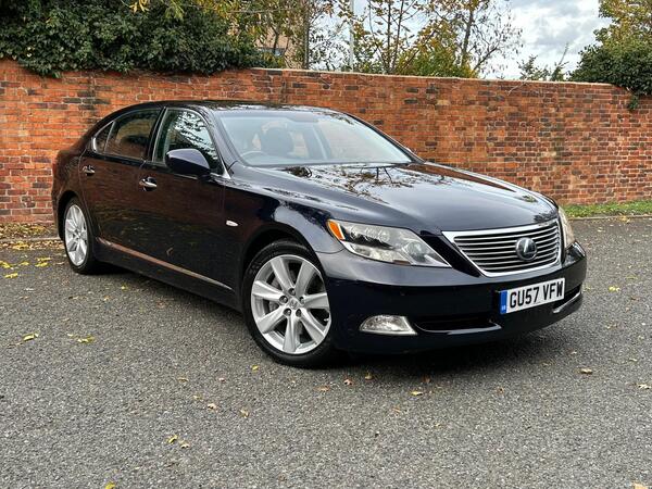 Lexus LS 5.0 600h V8 L RSR CVT 4WD Euro 5 (s/s) 4dr