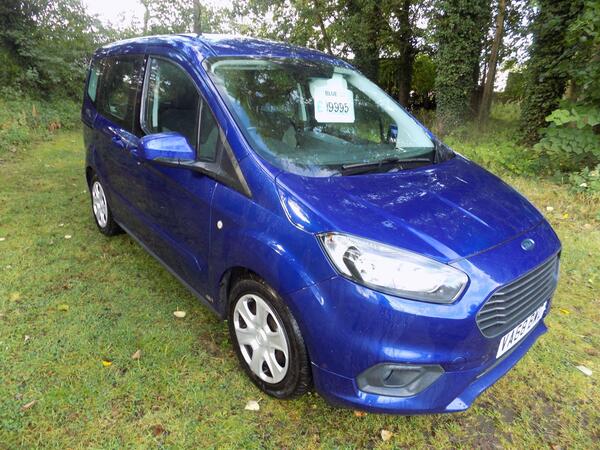 Ford Tourneo Courier 1.5 TDCi Zetec Euro 6 5dr