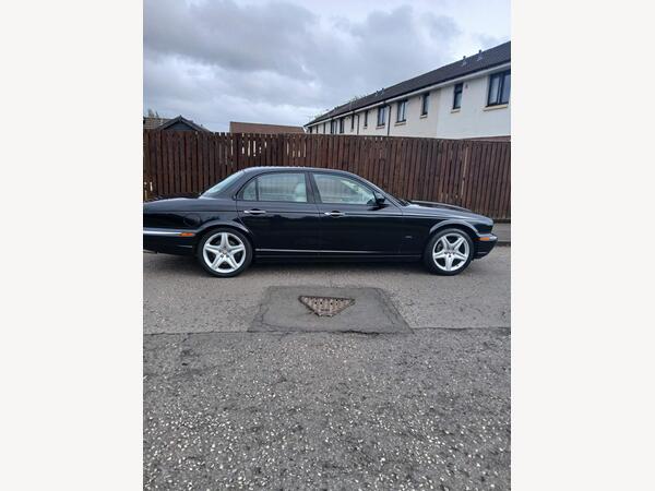Jaguar XJ 2.7 TDVi Sport Premium 4dr