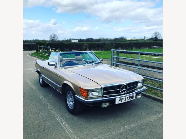 Mercedes-Benz 280 SL 2.7