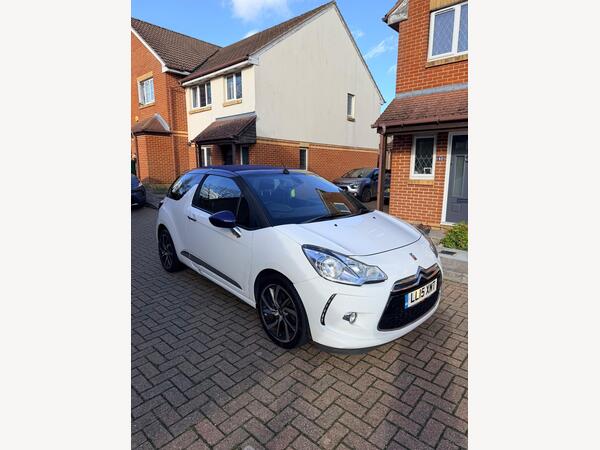 Citroen DS3 Cabrio 1.6 e-HDi DStyle Plus Euro 5 (s/s) 2dr