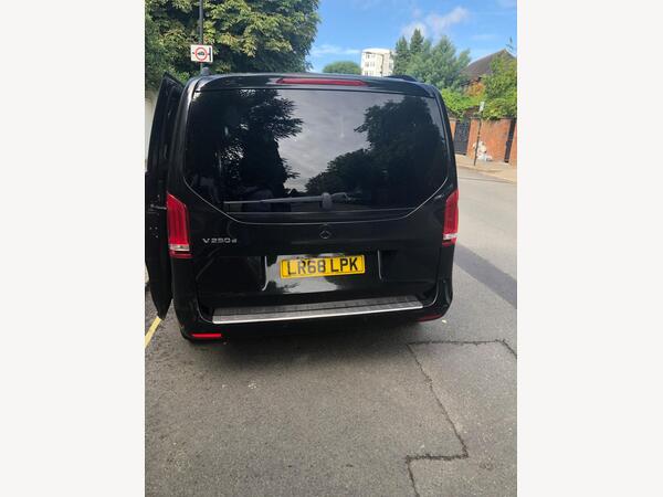 Mercedes-Benz V Class 2.2 V250d BlueTEC Sport G-Tronic+ Euro 6 (s/s) 5dr 7 Seat