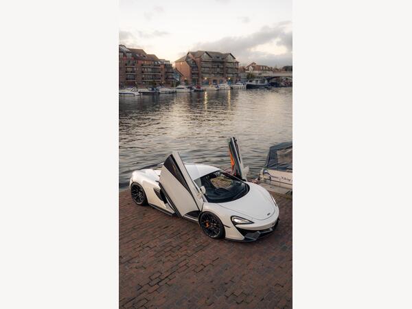 McLaren 540C 3.8T V8 SSG Euro 6 (s/s) 2dr