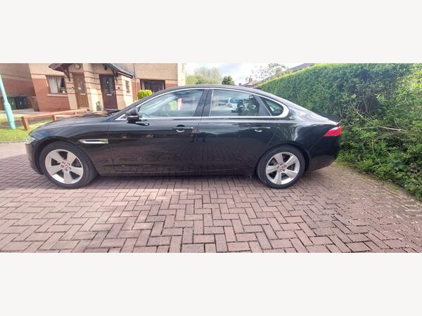 Jaguar XF 2.0d Portfolio Auto Euro 6 (s/s) 4dr