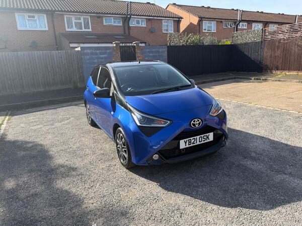 Toyota AYGO 1.0 VVT-i x-clusiv Euro 6 5dr
