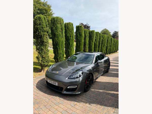 Porsche Panamera 4.8T V8 GTS PDK 4WD Euro 5 (s/s) 5dr