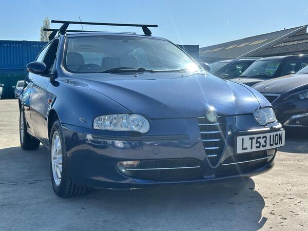 Alfa Romeo 147 2.0 T.Spark Lusso 5dr