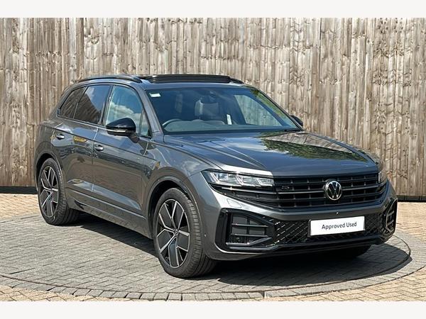Volkswagen Touareg 3.0 TDI V6 Black Edition Tiptronic 4Motion Euro 6 (s/s) 5dr