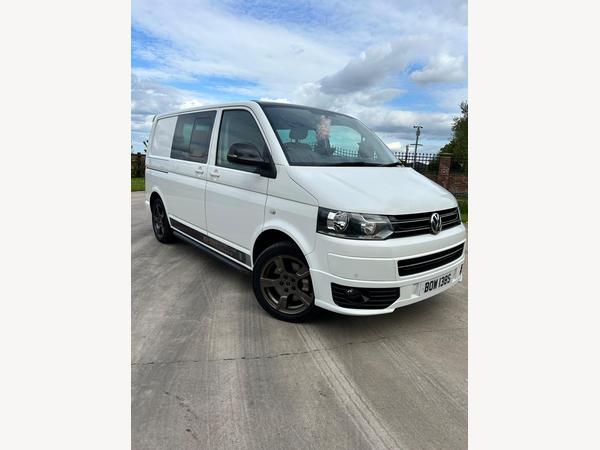 Volkswagen Transporter Sportline 2.0 BiTDI Sportline T32 Kombi 4dr Diesel Manual L1 H1 (205 g/km, 178 bhp)