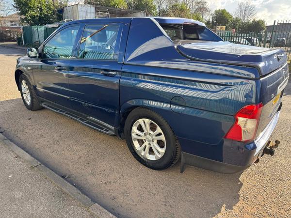 SsangYong Korando Sports 2.0D EX Pickup Double Cab 4dr Diesel Manual 4WD Euro 5 (155 ps)