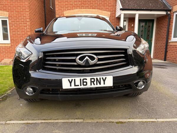 Infiniti QX70 3.0d V6 S Design Auto 4WD Euro 5 5dr