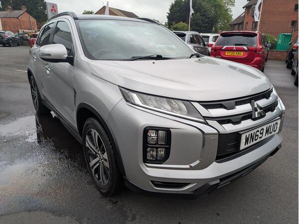 Mitsubishi ASX 2.0 MIVEC Exceed CVT 4WD Euro 6 (s/s) 5dr
