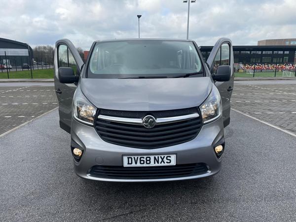 Vauxhall Vivaro 1.6 CDTi 2900 Sportive Crew Van Euro 6 5dr (6 Seat)