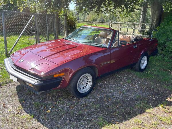 Triumph TR7 Triumph TR7 2.0 Drophead Coupe / Convertible 2dr Petrol Manual (105 bhp)