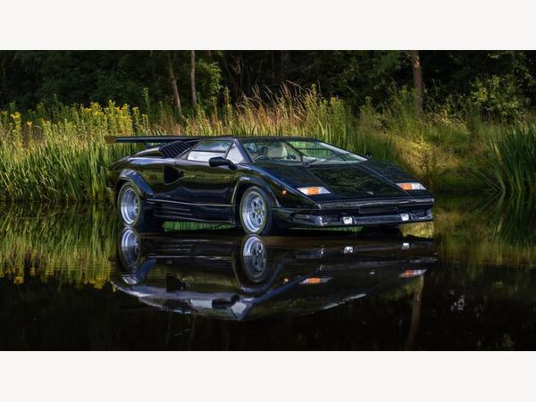 Lamborghini Countach 25th Anniversary