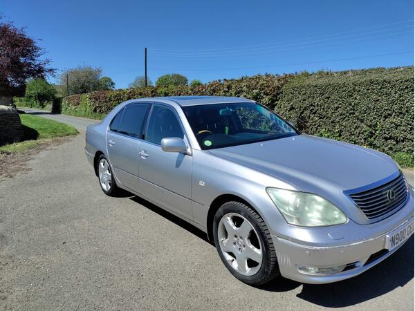 Lexus LS 4.3 430 4dr