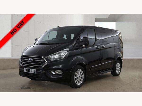 Ford Tourneo Custom 2.0 320 EcoBlue Titanium Minibus Double Cab 5dr Diesel Manual L1 Euro 6 (s/s) (130 ps)