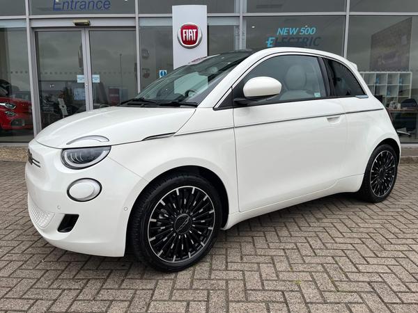 Fiat 500e 42kWh La Prima Auto 3dr