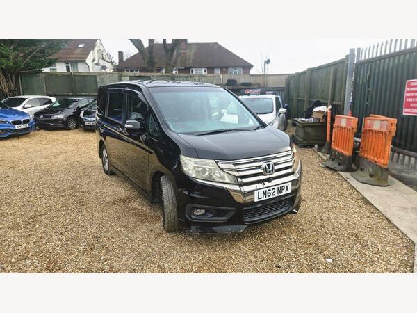 Honda Stepwagon SPADA FACELIFT 8 SEATER 2.0 5dr