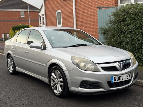 Vauxhall Vectra 1.8 VVT SRi 5dr