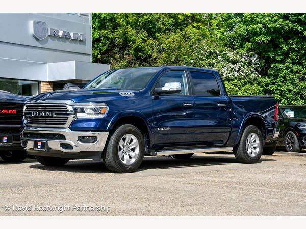 Ram 1500 Laramie 5.7L V8 Hemi in Patriot Blue 4dr