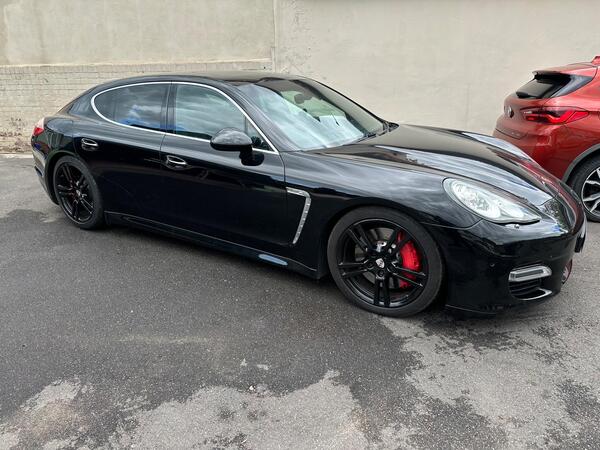Porsche Panamera 4.8T V8 PDK 4WD Euro 5 (s/s) 5dr