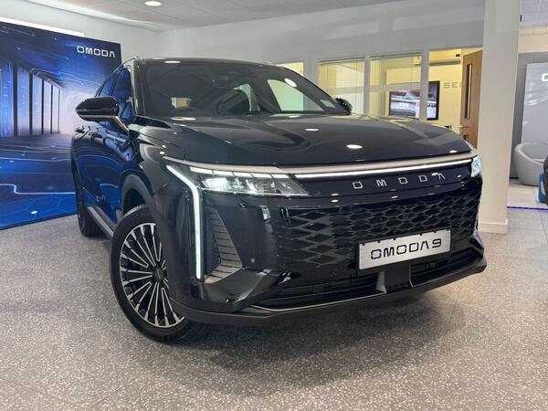 Omoda 9 1.5T SHS 34.46kWh Noble DHT3 4WD Euro 6 (s/s) 5dr