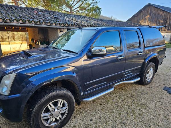 Isuzu Rodeo 3.0 CRD Denver Max Plus Pickup 4dr Diesel Automatic 4WD (237 g/km, 161 bhp)