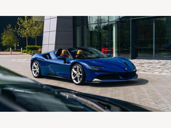 Ferrari SF90 Spider 4.0T V8 7.9kWh F1 DCT 4WD Euro 6 (s/s) 2dr