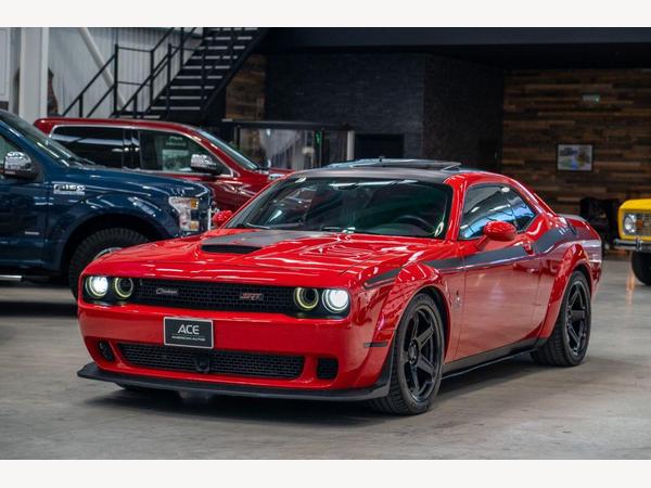 Dodge Challenger SRT 6.4L V8 Hemi RWD Auto 3dr