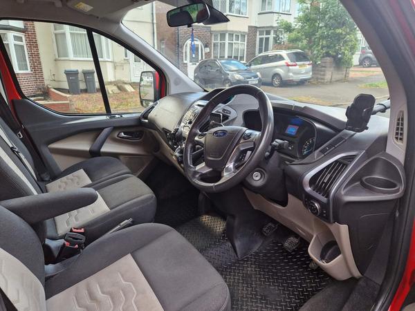 Ford Transit Custom 2.2 TDCi 290 Limited Combi Van 6dr Diesel Manual L1 H1 (191 g/km, 123 bhp)