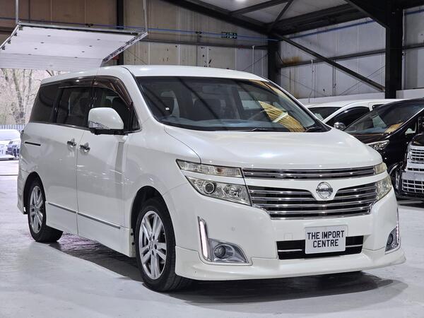Nissan Elgrand 3.5 350 HIGHWAY STAR |DISABILITY ACCESS| PETROL | AUTOMATIC | 7 SEATER | ULEZ| 5DR