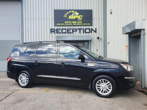 SsangYong Turismo 2.0 e-XDi EX T-Tronic 4WD Selectable Euro 5 5dr
