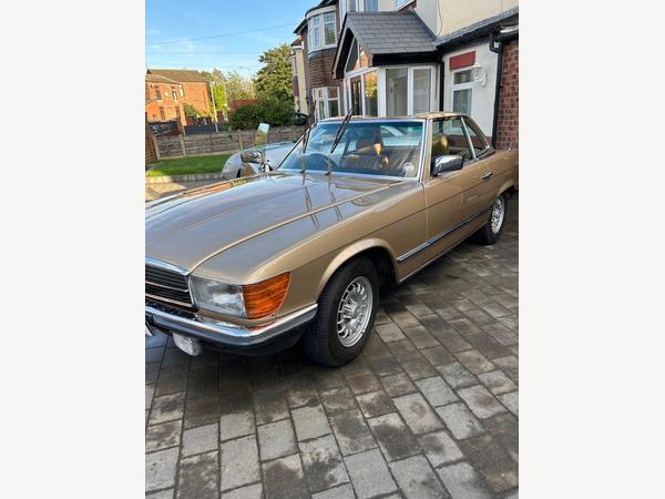 Mercedes-Benz 280 SL R107