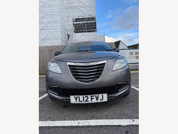 Chrysler Ypsilon 1.2 SE Euro 5 (s/s) 5dr