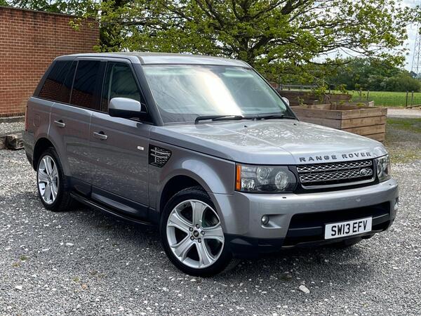 Land Rover Range Rover Sport 3.0 SD V6 HSE Black Auto 4WD Euro 5 5dr