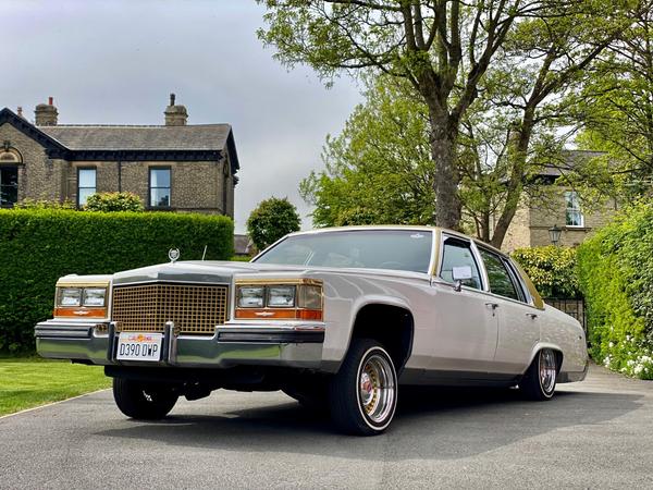 Cadillac Fleetwood Lowrider 5.0 V8