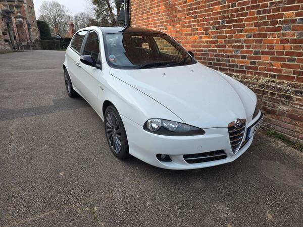 Alfa Romeo 147 1.6 T.Spark Collezione 5dr