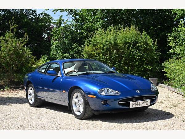 Jaguar XK8 4.0 2dr