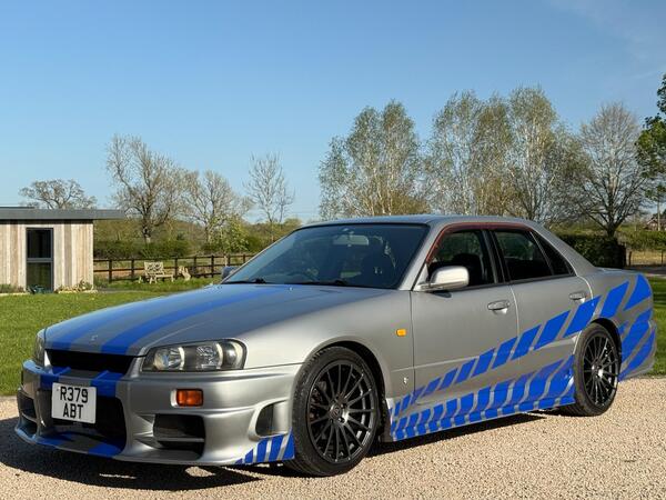 Nissan Skyline 4dr