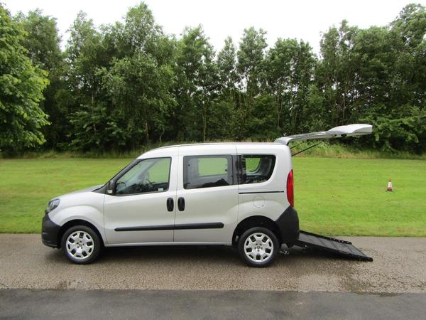 Fiat Doblo 1.4 Petrol WHEELCHAIR ACCESSIBLE WAV 5dr